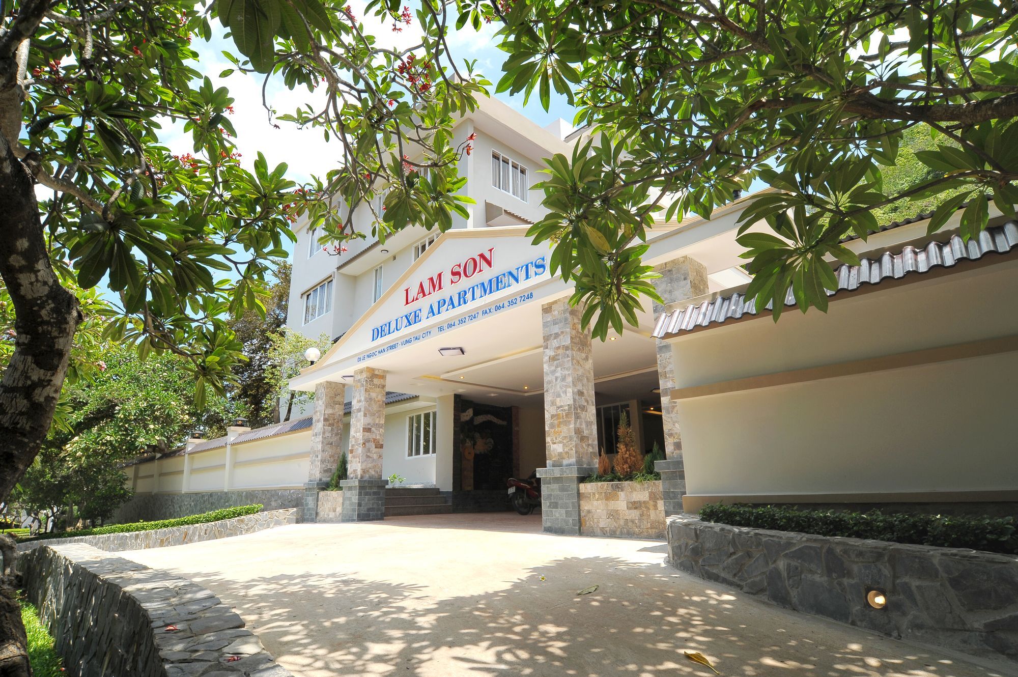 Lam Son Hotel & Apartments Вунг Тау Екстериор снимка