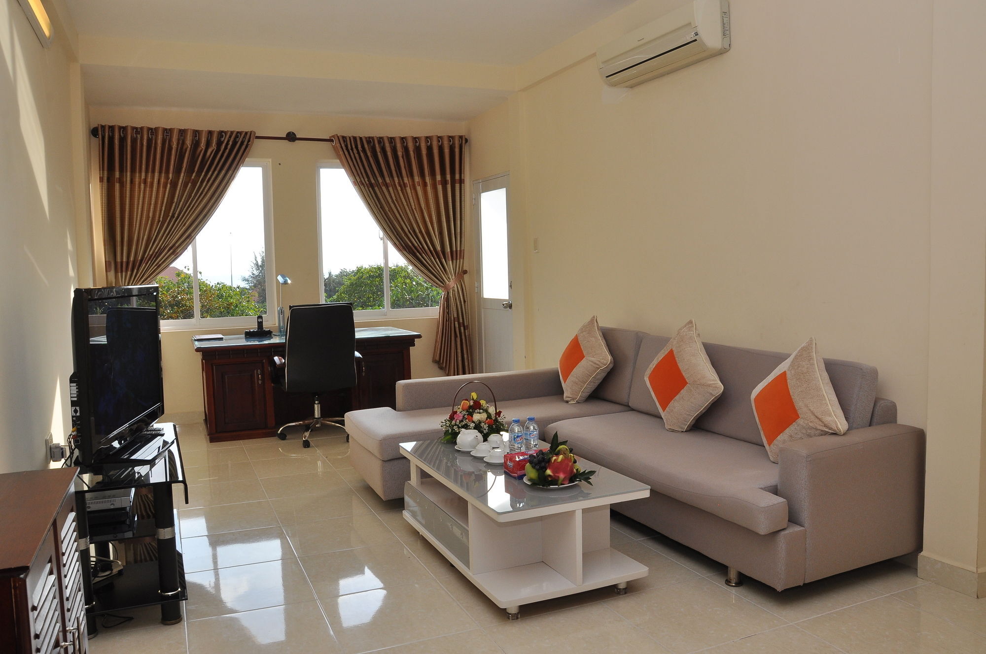 Lam Son Hotel & Apartments Вунг Тау Екстериор снимка