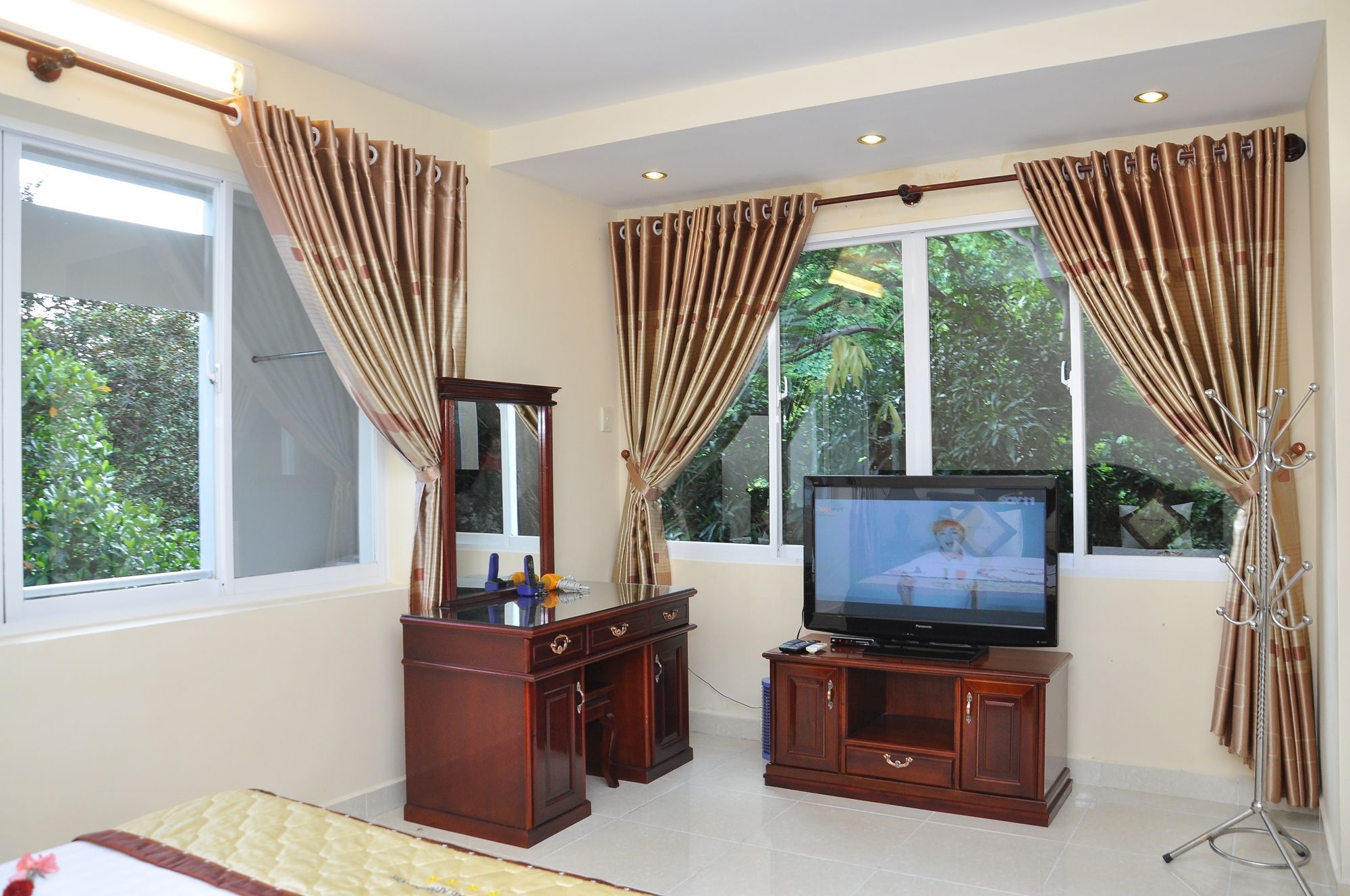 Lam Son Hotel & Apartments Вунг Тау Екстериор снимка